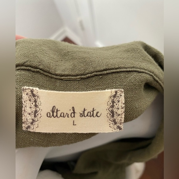 ALTAR’D STATE NWT Olive Green Button-Up Belted Dress Large - Picture 9 of 9